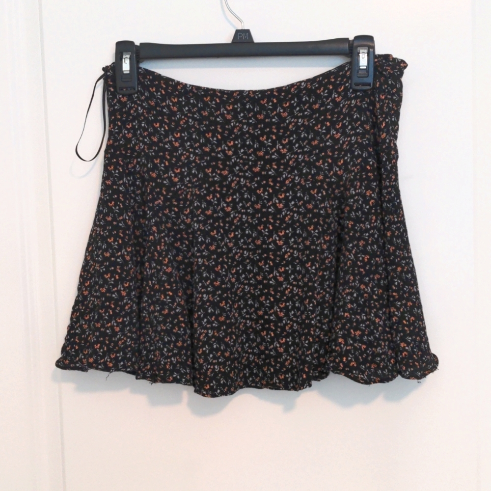 Kimchi Blue Urban Outfitters Flouncy Mini Skirt Size 4